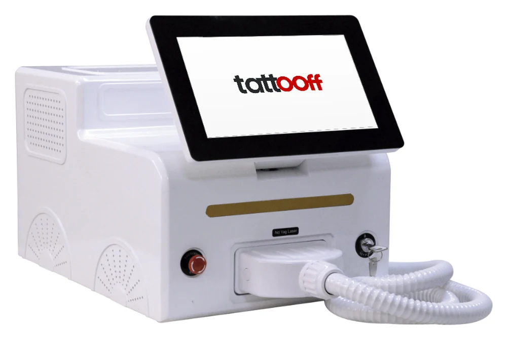 Equipo láser Q-Switch Nd:YAG Spot Platinum que TATTOOFF utiliza para eliminación de tatuajes en el Centro de Coyoacán, CDMX